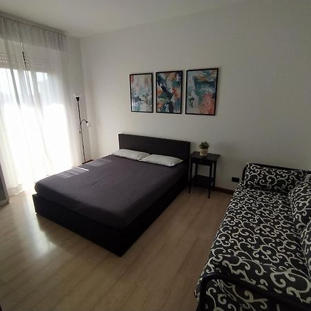 Brenta/Corvetto Studio Apartment Milano Dış mekan fotoğraf